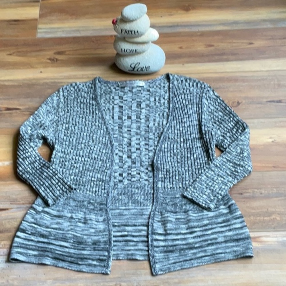 💖Two-One-Two New York black/white heather cardigan sweater